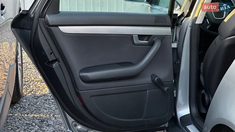 Седан Audi A4 2005 в Самборе