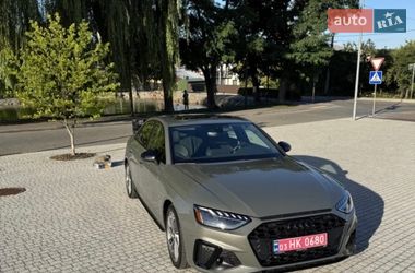 Седан Audi A4 2023 в Львові