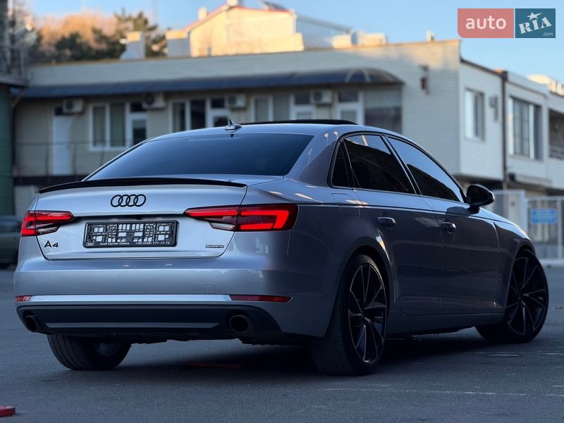 Седан Audi A4 2016 в Одесі