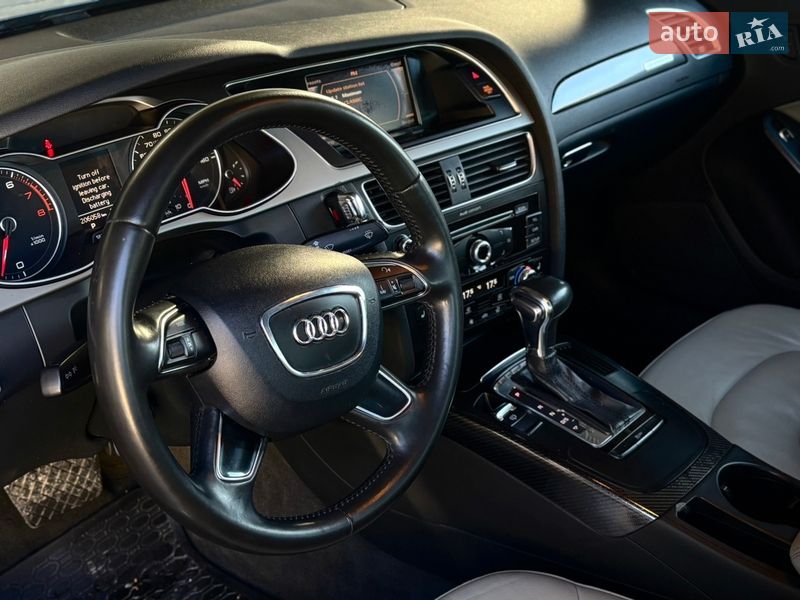 Седан Audi A4 2012 в Тернополе