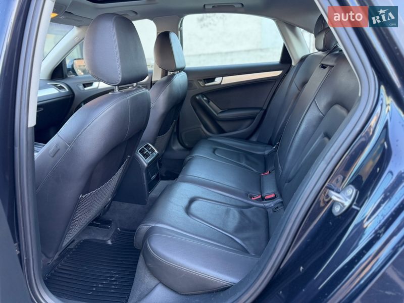 Седан Audi A4 2013 в Києві