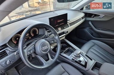 Седан Audi A4 2020 в Карловке