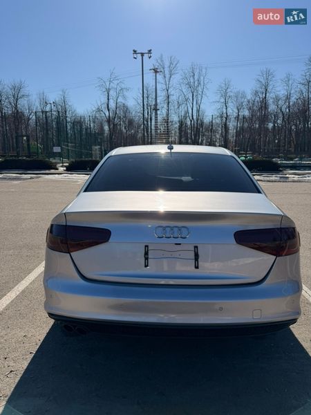 Седан Audi A4 2015 в Харкові
