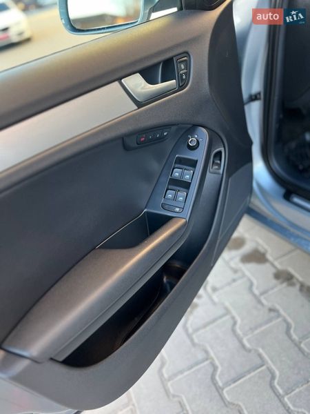 Седан Audi A4 2010 в Киеве