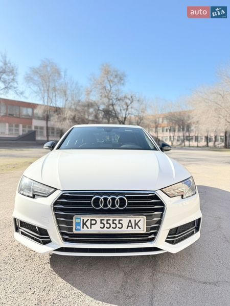 Седан Audi A4 2018 в Запорожье