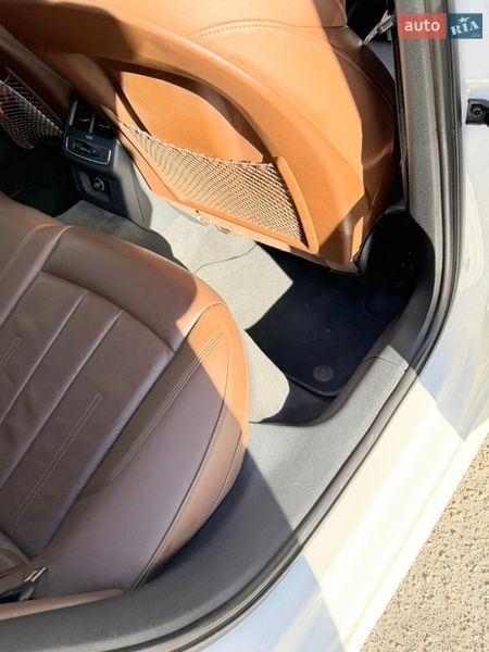 Седан Audi A4 2018 в Запорожье