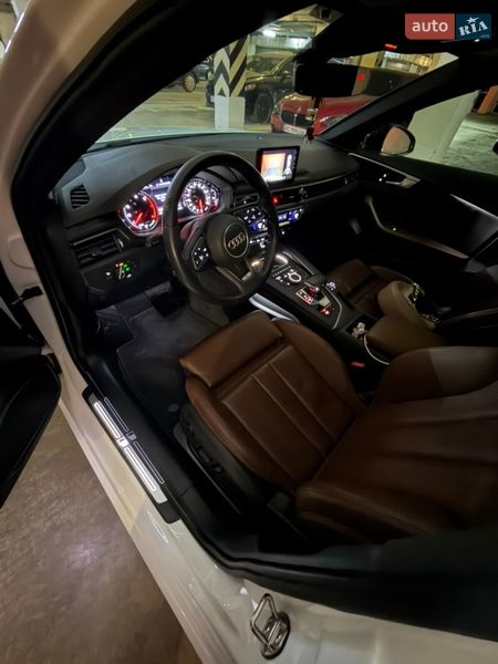Седан Audi A4 2018 в Запорожье