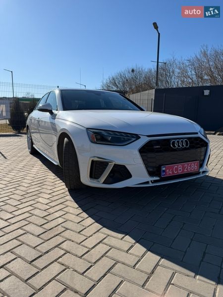 Седан Audi A4 2022 в Полтаві
