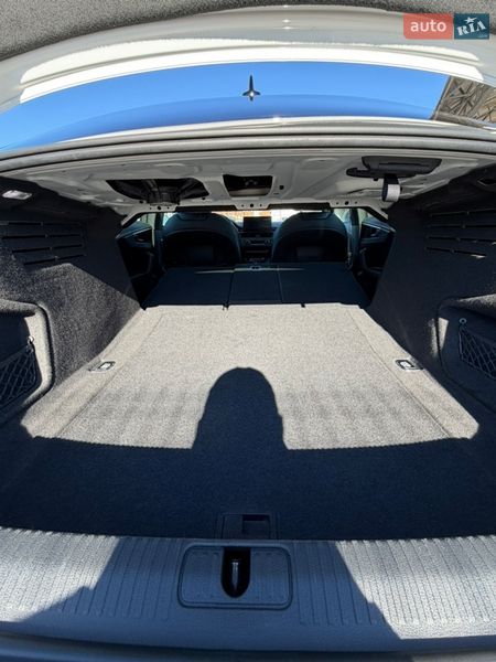 Седан Audi A4 2022 в Полтаві