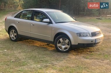 Седан Audi A4 2002 в Ичне