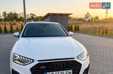 Седан Audi A4 2023 в Золочеве