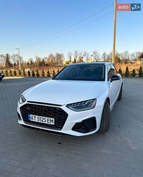 Седан Audi A4 2023 в Золочеве