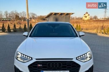 Седан Audi A4 2023 в Золочеве