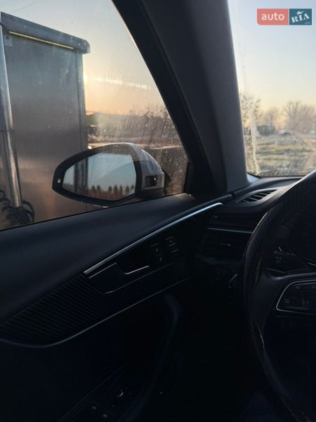 Седан Audi A4 2023 в Золочеве