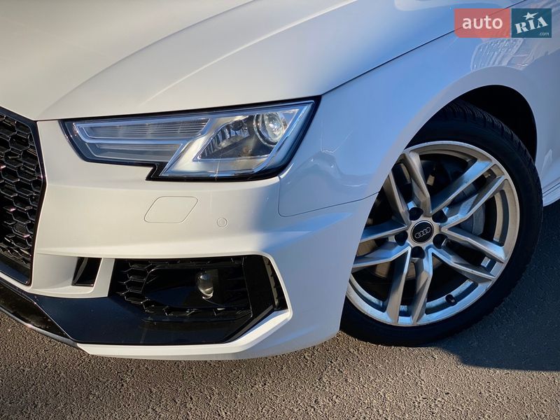 Седан Audi A4 2016 в Киеве