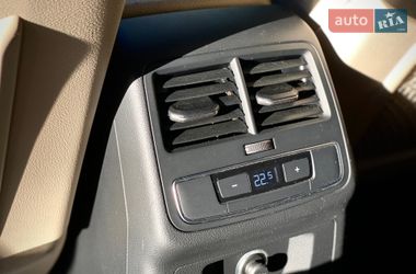 Седан Audi A4 2016 в Киеве