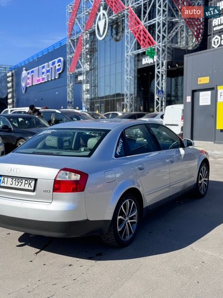 Седан Audi A4 2000 в Обухове