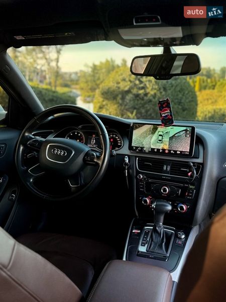 Седан Audi A4 2012 в Днепре