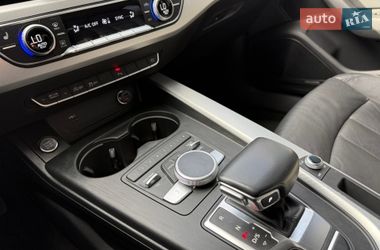 Седан Audi A4 2017 в Львове