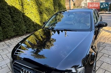 Седан Audi A4 2013 в Киеве