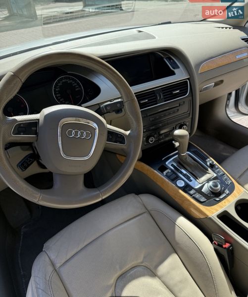 Седан Audi A4 2008 в Києві