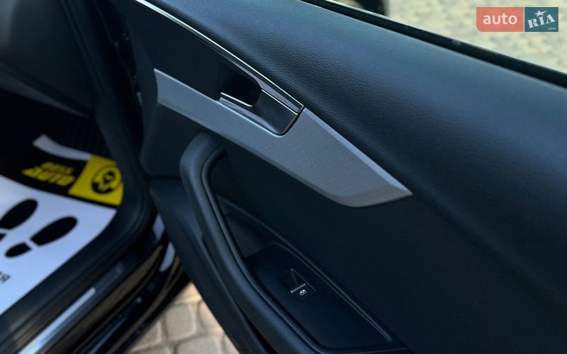 Универсал Audi A4 2018 в Мукачево