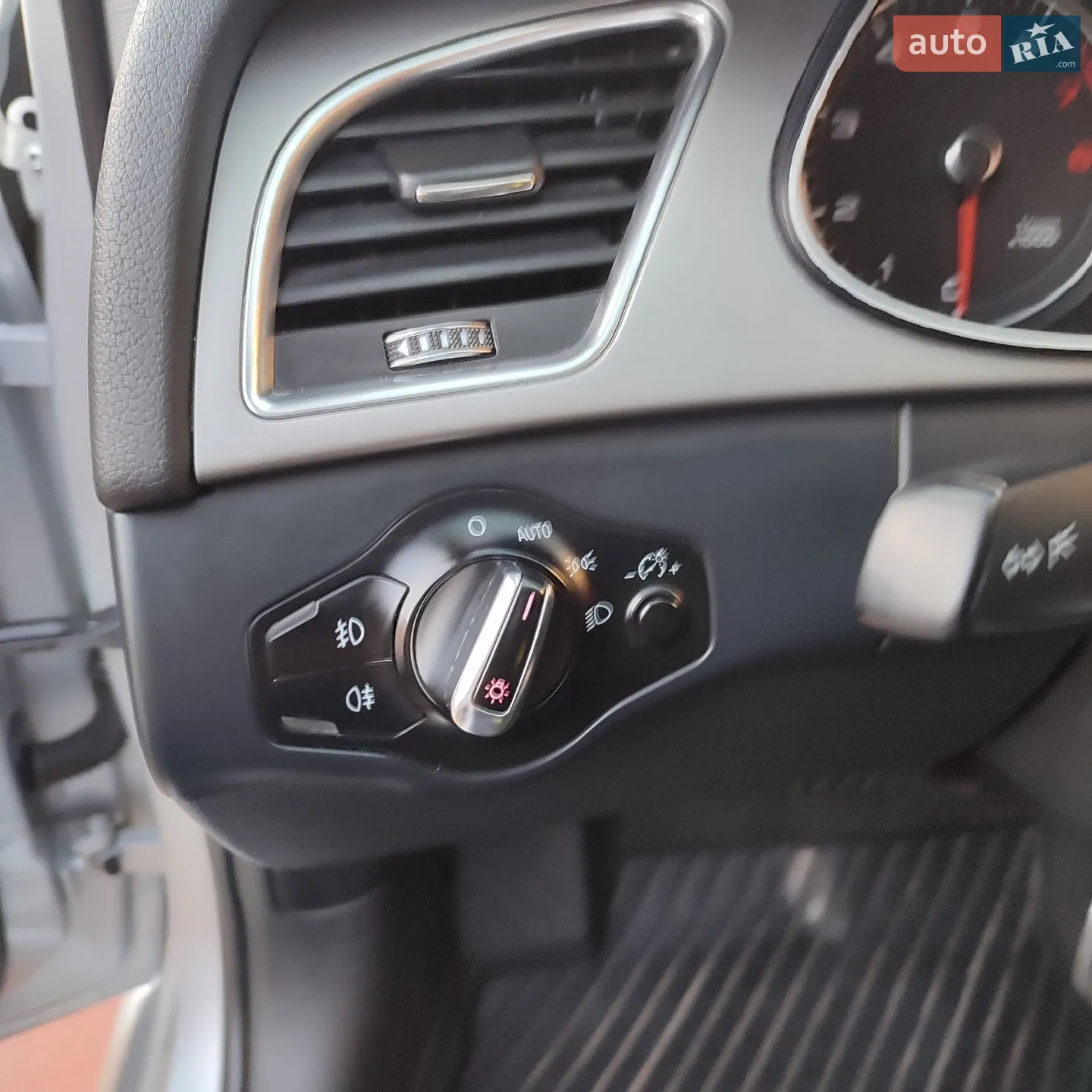 2013 Audi A4 - мініатюра 11