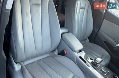 Седан Audi A4 2018 в Хмельницком