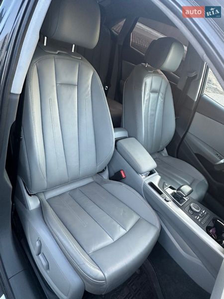 Седан Audi A4 2018 в Хмельницком