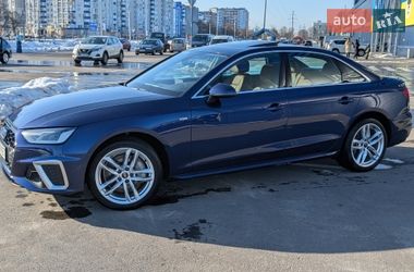 Седан Audi A4 2020 в Чернигове