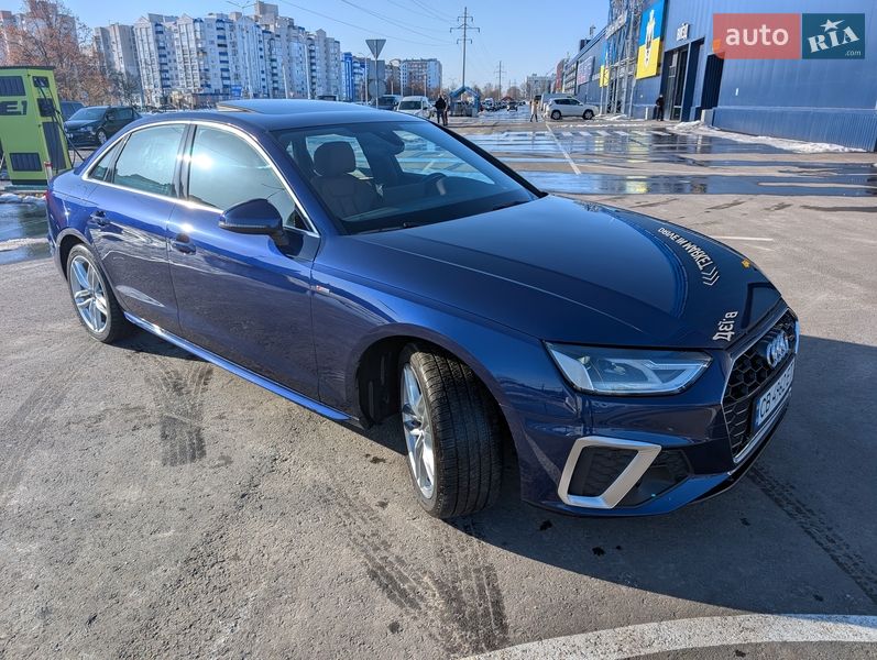 Седан Audi A4 2020 в Чернигове
