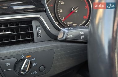 Седан Audi A4 2020 в Чернигове