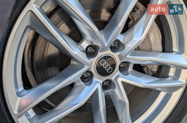 Седан Audi A4 2020 в Чернигове