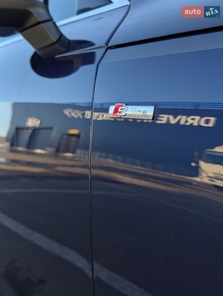 Седан Audi A4 2020 в Чернигове