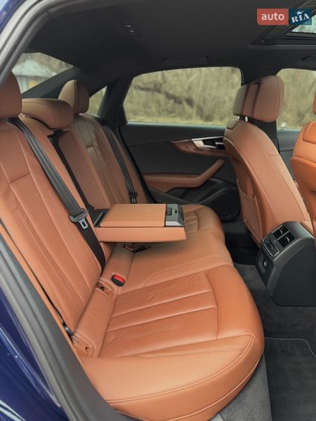 Седан Audi A4 2020 в Днепре
