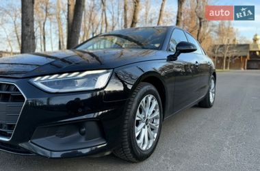 Седан Audi A4 2021 в Киеве