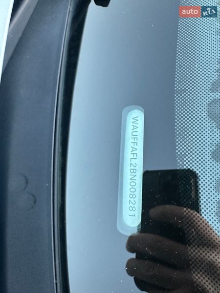 Седан Audi A4 2011 в Днепре
