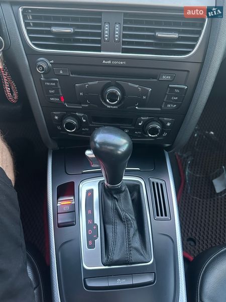 Седан Audi A4 2011 в Днепре