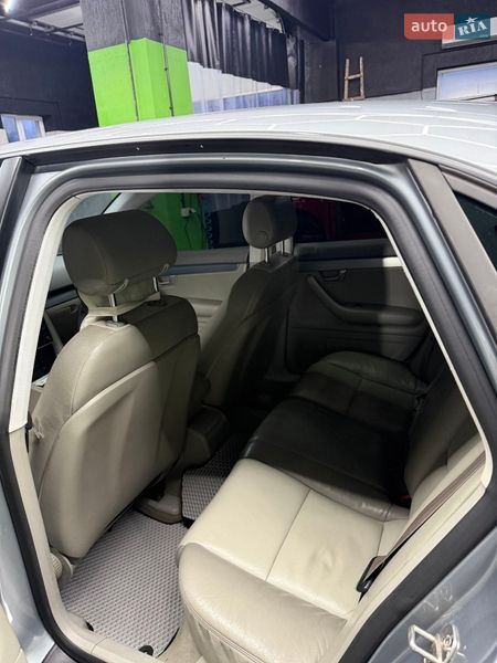 Седан Audi A4 2005 в Надвірній