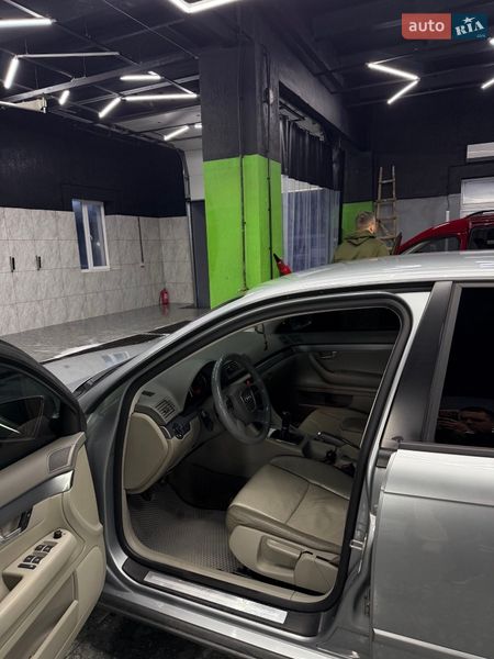 Седан Audi A4 2005 в Надвірній