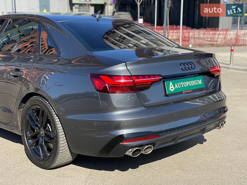 Седан Audi A4 2020 в Киеве