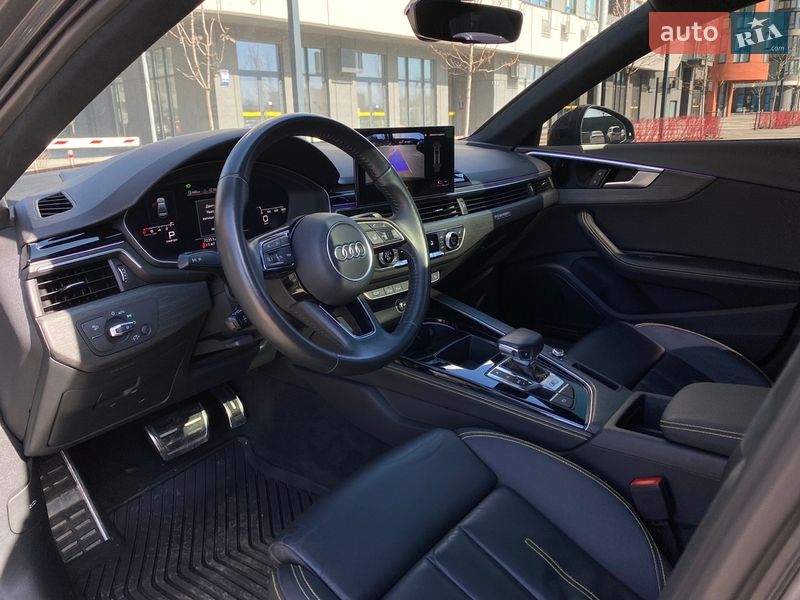 Седан Audi A4 2020 в Киеве