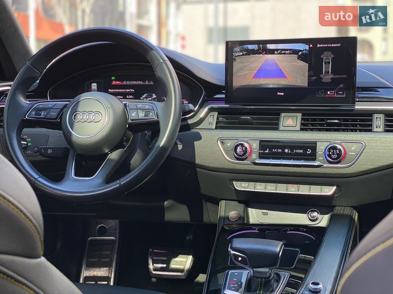 Седан Audi A4 2020 в Киеве