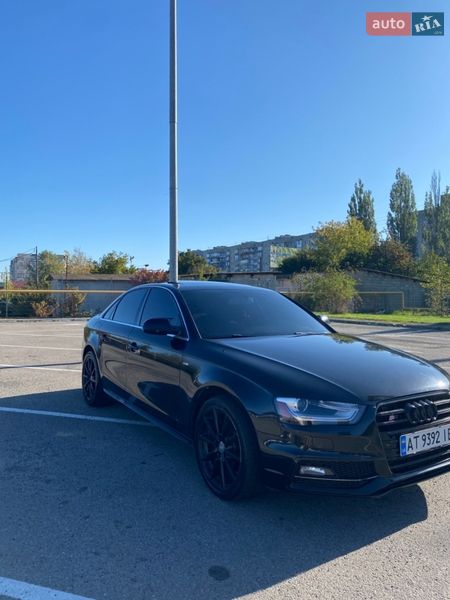 Седан Audi A4 2015 в Ивано-Франковске