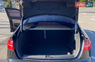Седан Audi A4 2015 в Ивано-Франковске