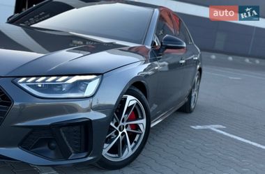 Седан Audi A4 2021 в Киеве