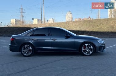 Седан Audi A4 2021 в Киеве