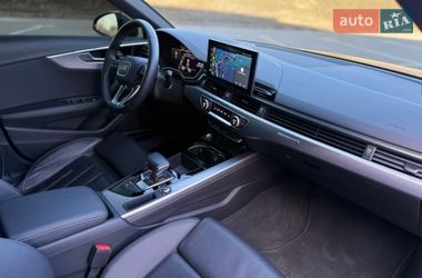 Седан Audi A4 2021 в Киеве