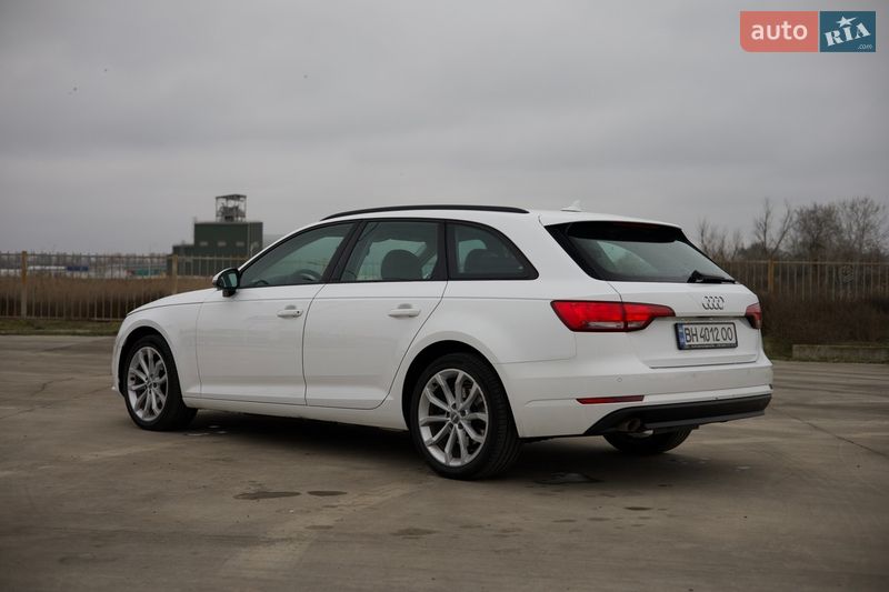 Универсал Audi A4 2017 в Одессе