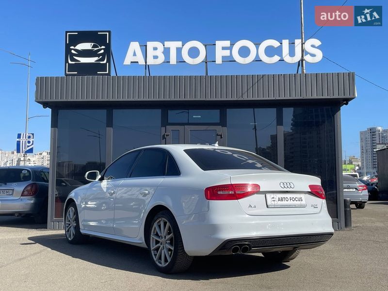 Седан Audi A4 2013 в Києві